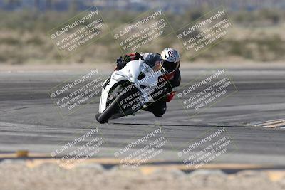 media/Jan-15-2026-Racers Edge (Thu) [[dfebeb70ab]]/3-B Group/Session 2 (Turn 11)/